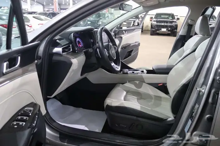 كيا K5 2023 هايبريد فل كامل 19