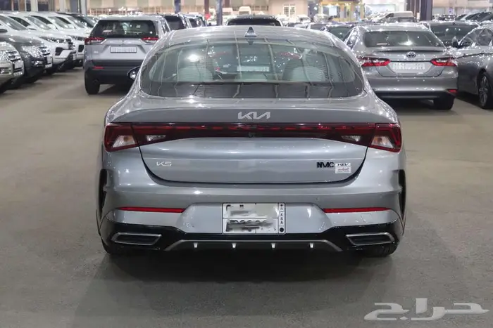 كيا K5 2023 هايبريد فل كامل 10