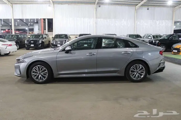 كيا K5 2023 هايبريد فل كامل 4