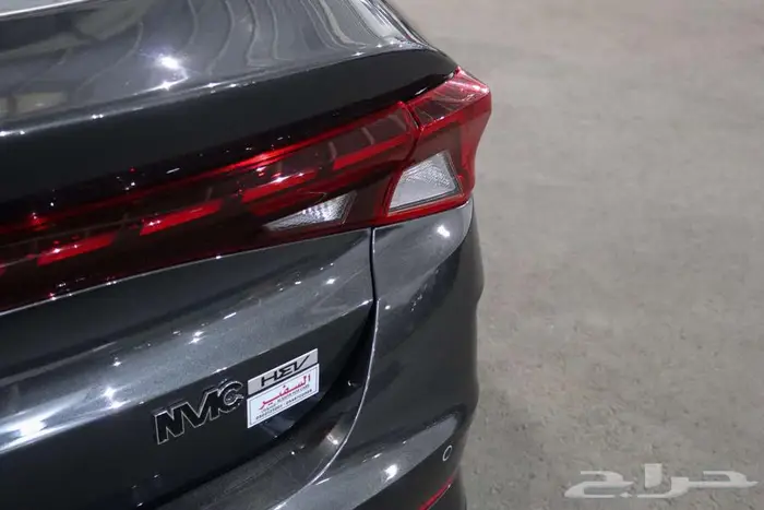 كيا K5 2023 هايبرد فل كامل 8