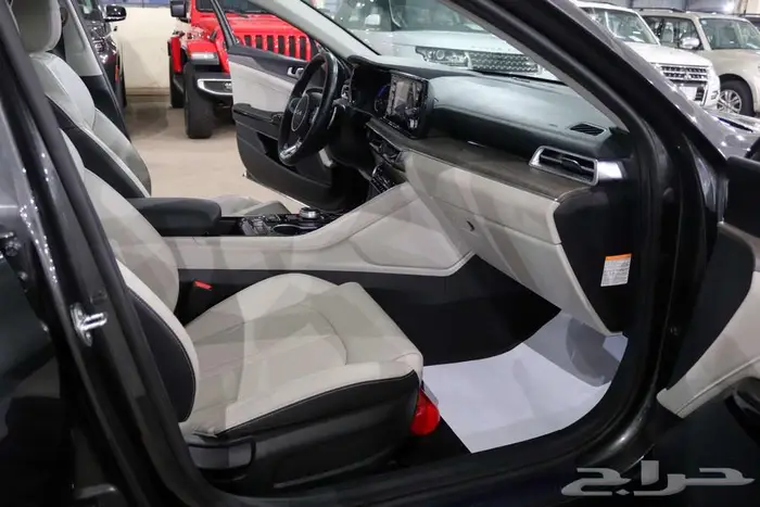 كيا K5 2023 هايبرد فل كامل 17