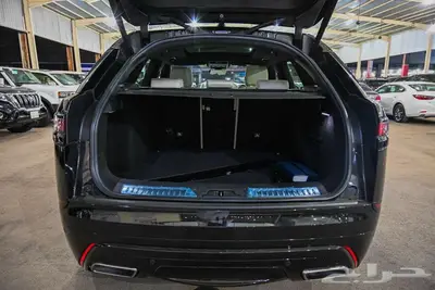 رانج روفر فيلار 2019 بلاك ايشين V4 index