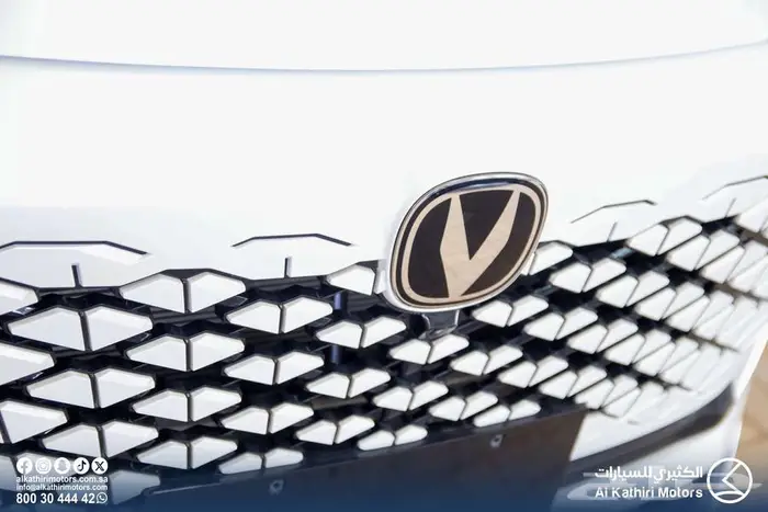 شانجان يوني اس 2025 و 2026 7