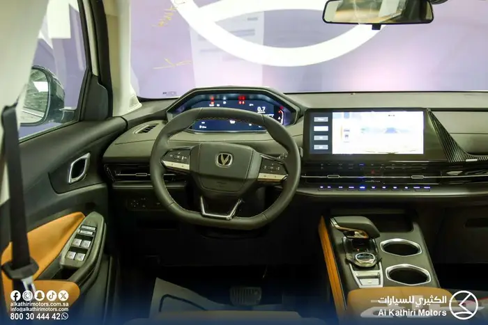 شانجان يوني اس 2025 و 2026 16