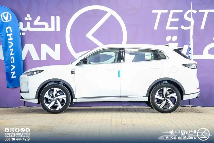 شانجان يوني اس 2025 و 2026 13