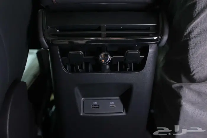 فورد تورس ترند 6