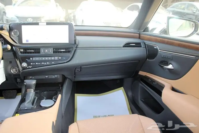 لكزس - ES350 DD - خليجي - 2025 - فل كامل 8