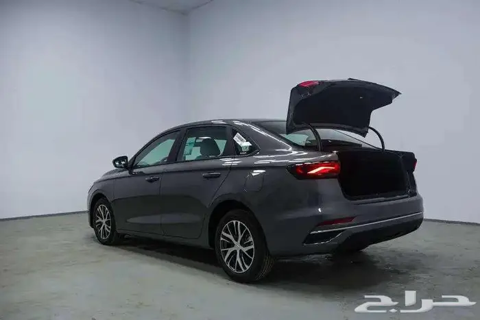 جيلى ام جراند ستاندر 2025 كاش - بنك 6