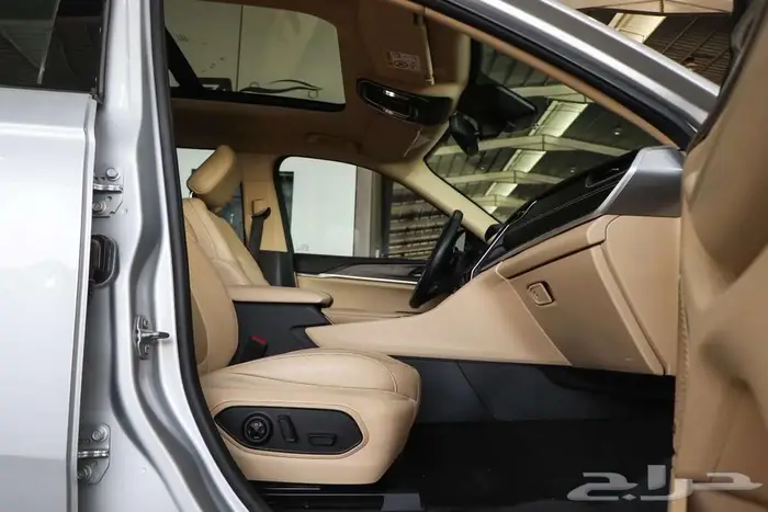 جيب شيروكي ليميتد موديل 2022 7