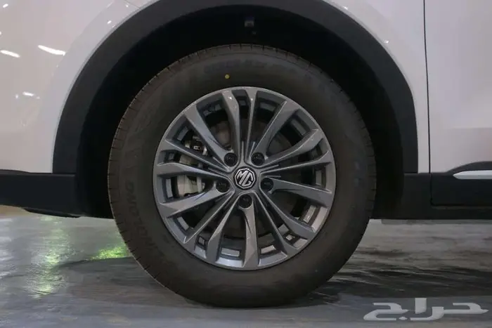 ام جي zs استاندر موديل 2025 3