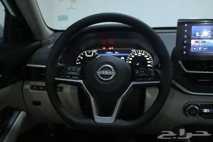 نيسان التيما نص فل موديل 2025 7