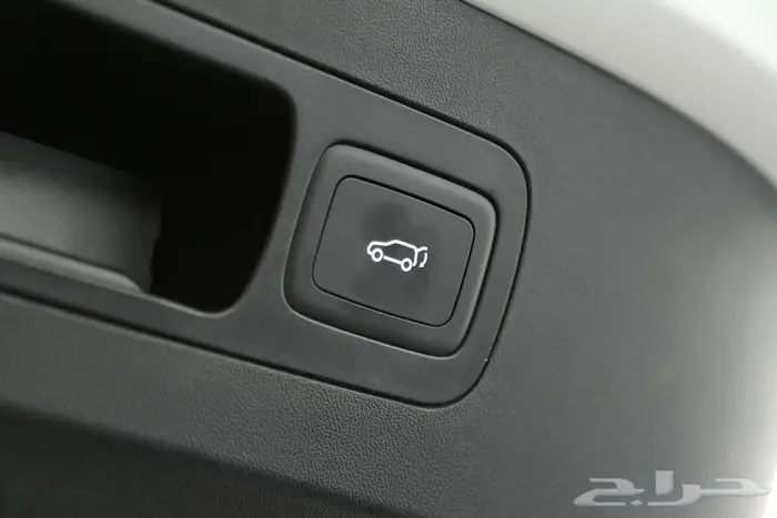 اكتشف ام جي RX9 كمفورت 2025  التصميم الراقي والأداء القوي 8