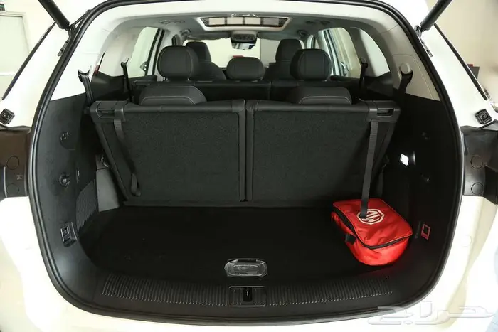 اكتشف ام جي RX9 كمفورت 2025  التصميم الراقي والأداء القوي 9