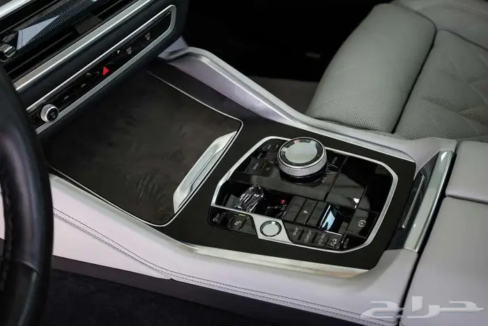 بي ام دبليو X6 xdrive 40 موديل 2025 عداد 34 الف كم 8