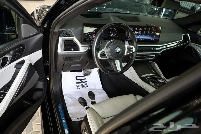 بي ام دبليو X6 xdrive 40 موديل 2025 عداد 34 الف كم 7