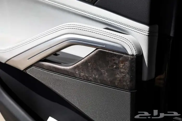 بي ام دبليو X6 xdrive 40 موديل 2025 عداد 34 الف كم 13