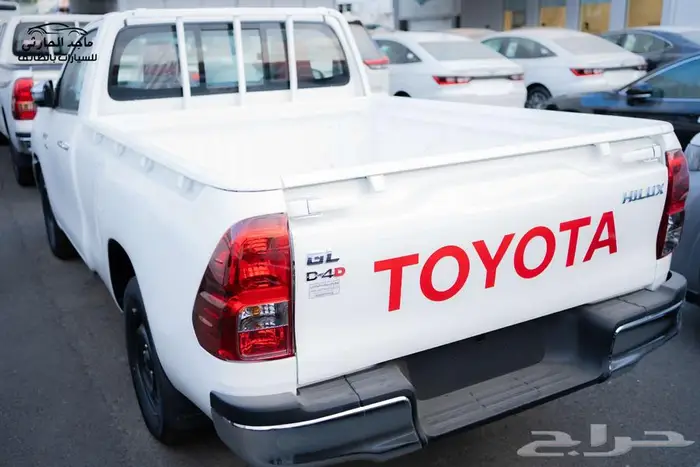 تويوتا هايلوكس غمارة GL ديزل 2025 ب 81.100 شامل الضريبة 3