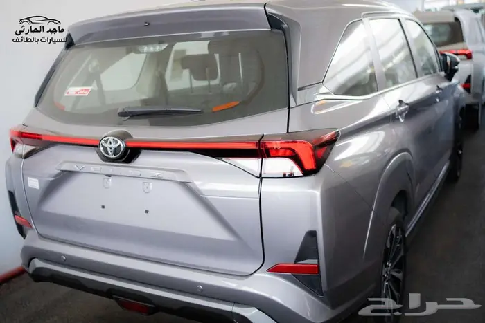 تويوتا فيلوز GLX بنزين 2025 ب 73.100 (شامل الضريبة) 11