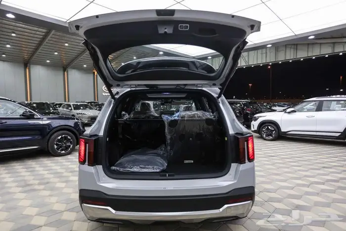 كيا سورينتو 1.6 هايبرد 2025 3