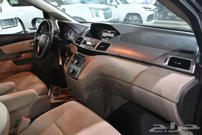 هوندا أوديسي LX 2016 سعودي 12