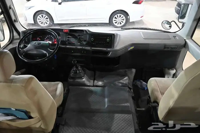 تويوتا كوستر بنزين 2019 سعودي 10