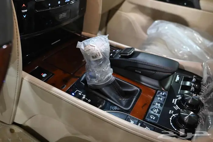 لكزس LX570s 2021 فل سعودي 9