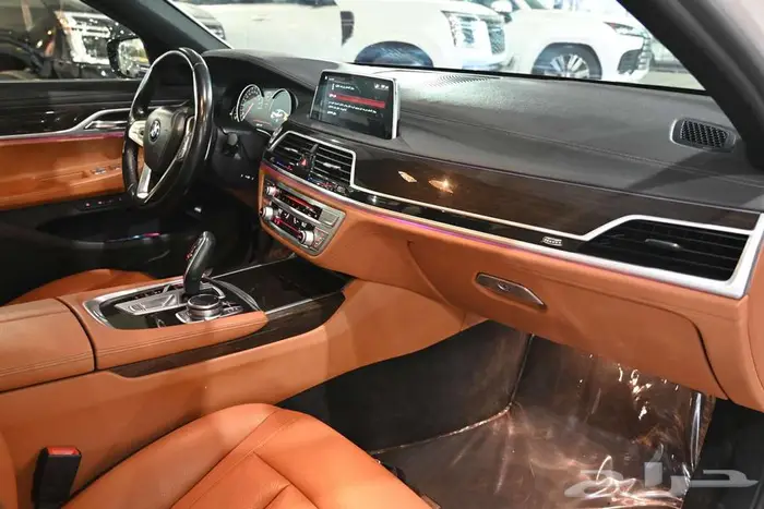 بي إم دبليو BMW 740Li 2018 سعودي 16
