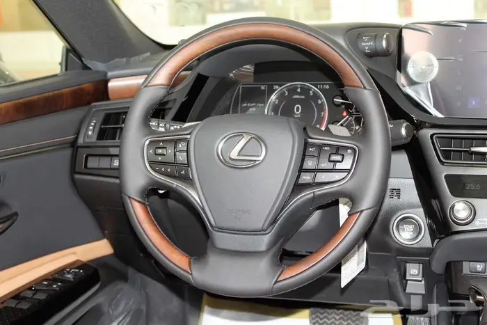 لكزس-ES350-CCplus-رادر- شنطه كهربا- ستاير جانبيه-خليجى2025 7