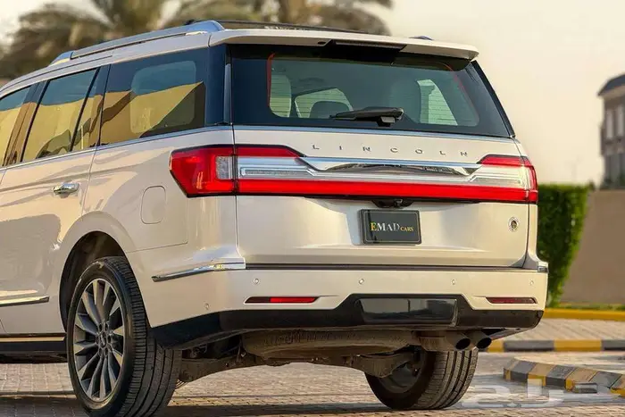 لينكولن نافيجتور V6 2019 ابيض سعودي 4