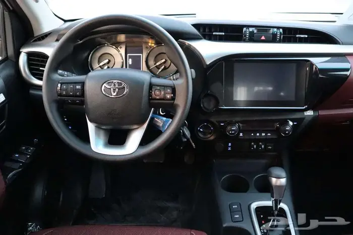 هايلوكس غمارتين S-GLX دبل اوتوماتك 2.8 ديزل 2024 10