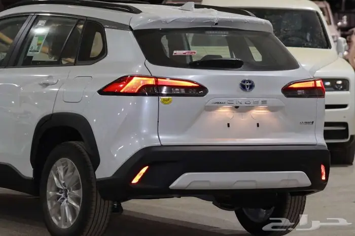 تويوتا كورورلا كروس LTD هايبرد 2025 - عرض بنك الراجحي 9