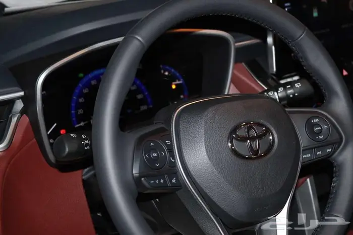 تويوتا كورورلا كروس LTD هايبرد 2025 - عرض بنك الراجحي 15