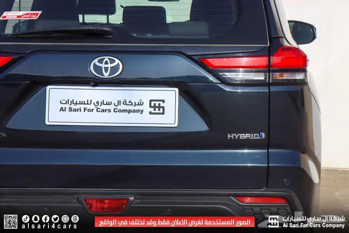 تويوتا انوفا GL هايبرد 2024 19