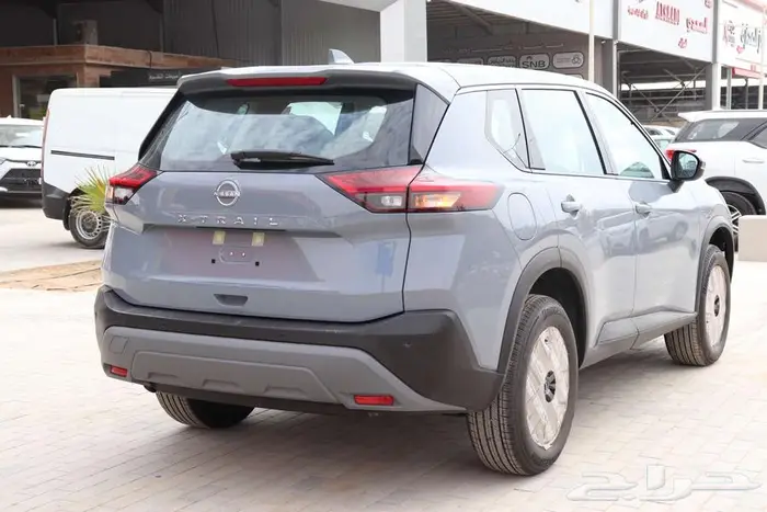 عرض خاص جدا نيسان اكستريل 5 راكب 2025 افضل سعر تسليم فوري 4