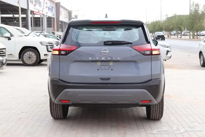 عرض خاص جدا نيسان اكستريل 5 راكب 2025 افضل سعر تسليم فوري 8