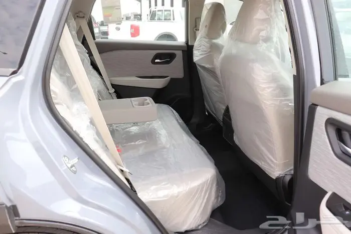 عرض خاص جدا نيسان اكستريل 5 راكب 2025 افضل سعر تسليم فوري 7