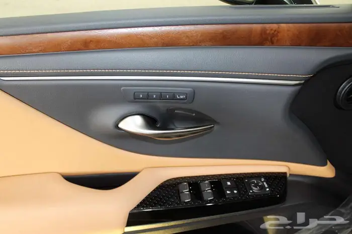 لكزس ES250 لاكجيري - 2025-نص فل - خليجي. 11