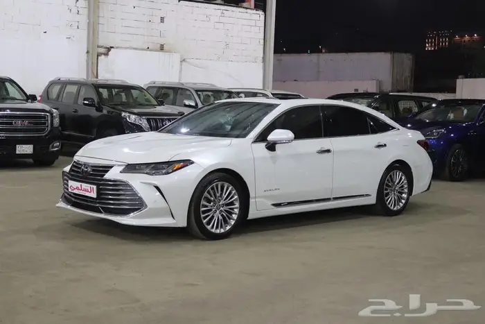 تويوتا افالون 2020 فل كامل بريميوم 4
