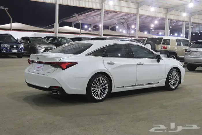 تويوتا افالون 2020 فل كامل بريميوم 6