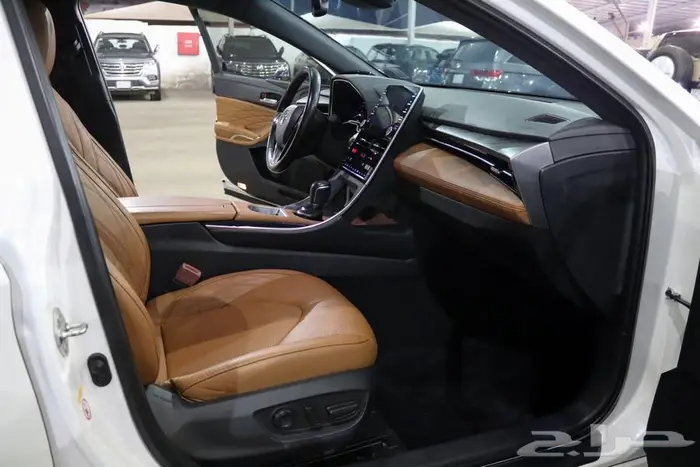 تويوتا افالون 2020 فل كامل بريميوم 14