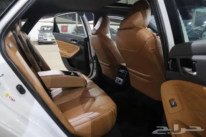 تويوتا افالون 2020 فل كامل بريميوم 15