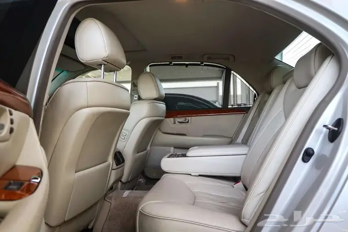 لكزس LS 430 فل كامل موديل 2002 9