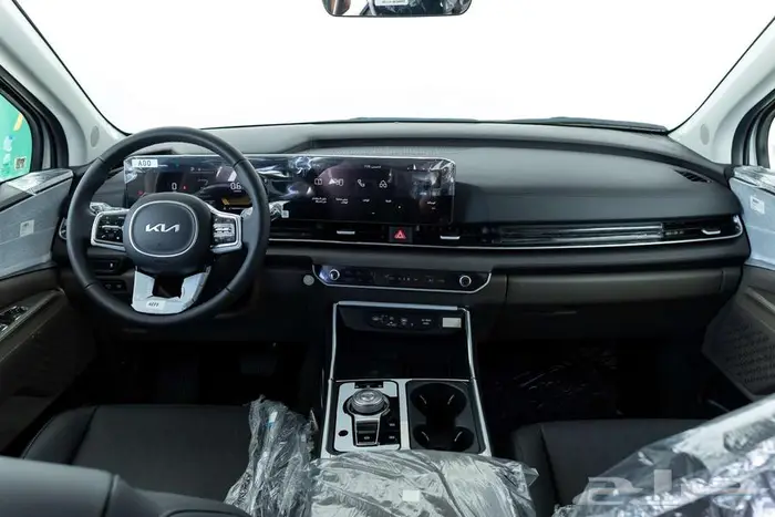 كيا كارنيفال نص فل 2025 7