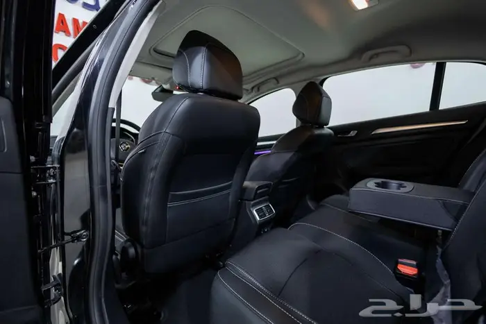 رينو ميجان اي 2024 صيانة وهدايا مجانية 19