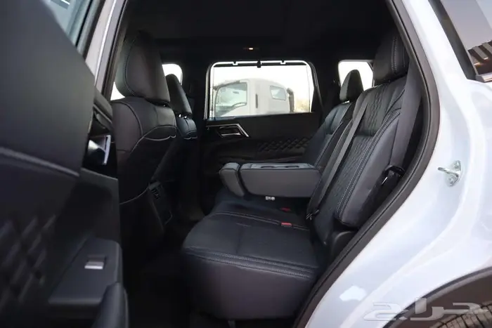 ميتسوبيشي اوتلاندر 2025 فل كامل وستاندر مبيعات بنوك واقساط 7