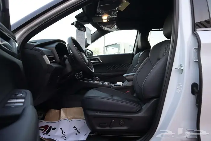 ميتسوبيشي اوتلاندر 2025 فل كامل وستاندر مبيعات بنوك واقساط 15