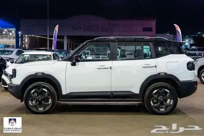 جيتور T1 لاكجري سقف اسود 10