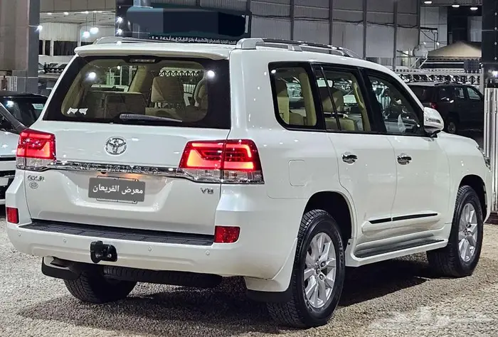 تويوتا لاندكروزر GXR..2016 16