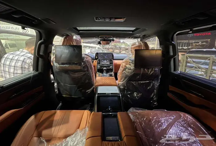 لكزس LX600 VIP بريمي 2025 اقل سعر اقساط او كاش 18
