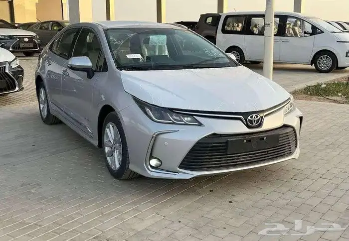 تويوتا كورولا XLI 2.0 مطور بنزين 2025 14
